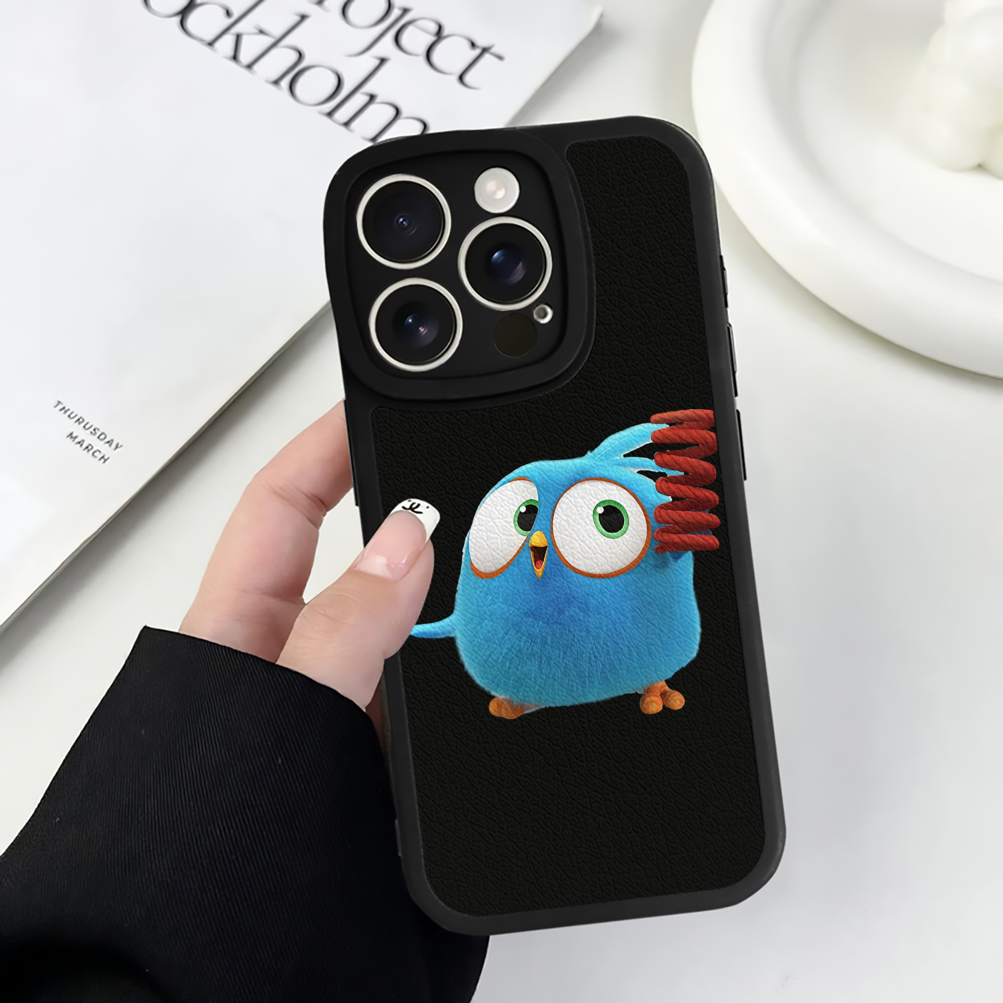 Angry Birds アングリーバード 【iPhone 16シリーズ対応】シリコンスマホケース（レザー調） 材質：シリコン